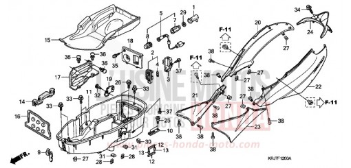 BODY COVER/LUGGAGE BOX FES125AB de 2011